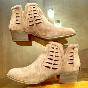 Madden chunky heel bootie with cutout detail